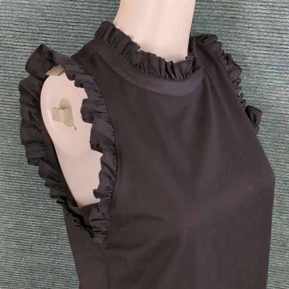 Banana Republic Ruffle Couture Tee - Picture 7 of 9